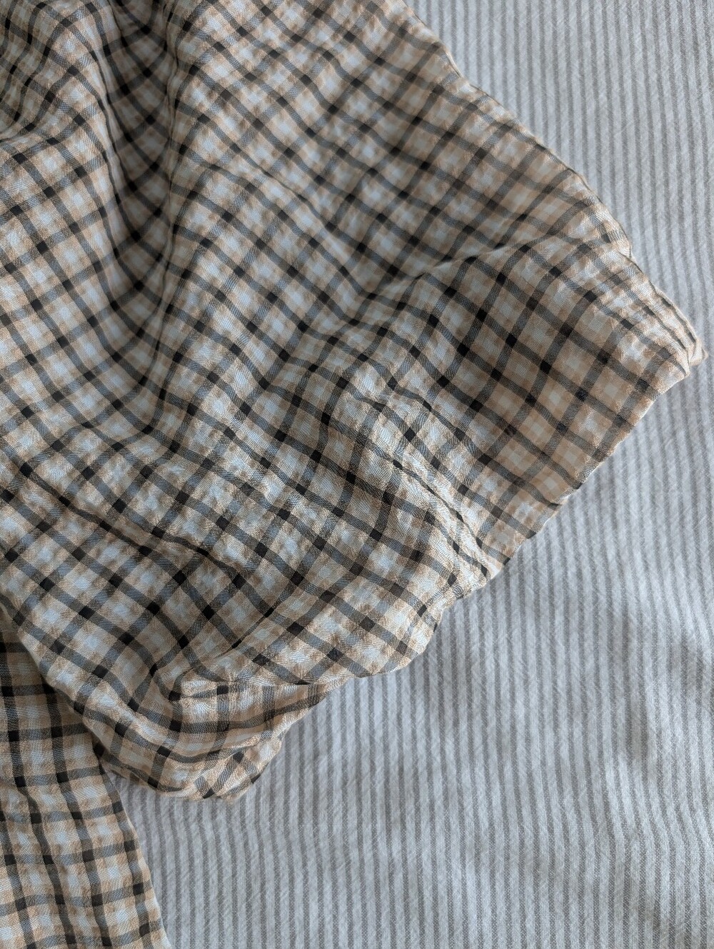 NWT Neo Noir Gingham Check Puff Sleeve Riko Blouse - Picture 3 of 5